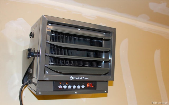 975 Windmill Dr, Hartsel, CO 80449 - detailed view of a heating unit