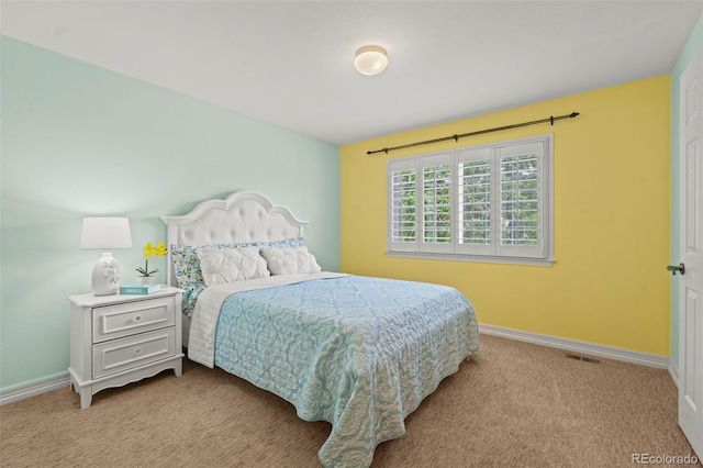9468 E Aspen Hill Ln, Lone Tree, CO 80124 - bedroom with carpet floors and baseboards