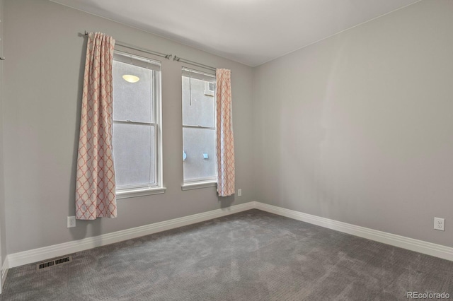 view of carpeted spare room