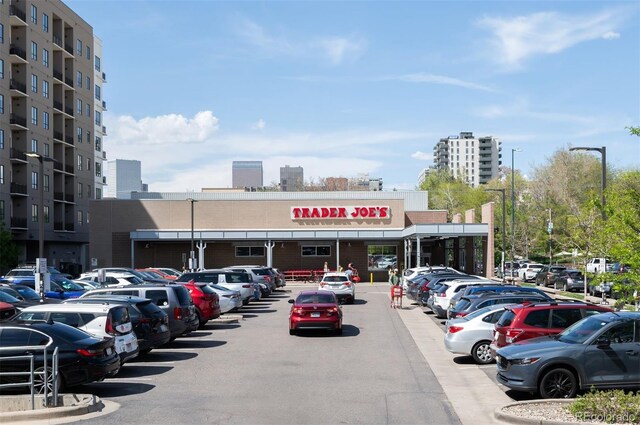 215 E 11th Ave Unit D5, Denver, CO 80203 - view of uncovered parking lot