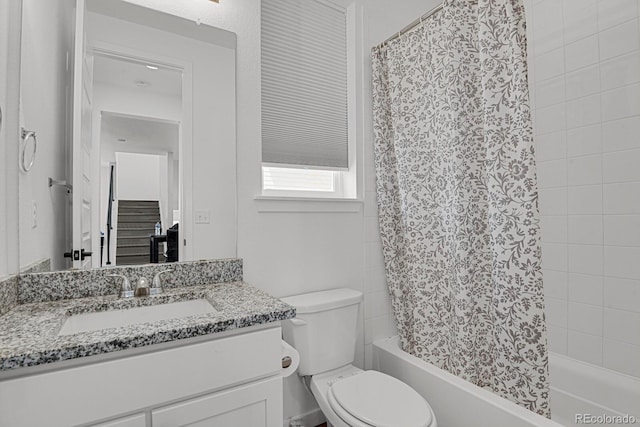 20999 E Quincy Dr, Aurora, CO 80015 - full bathroom with vanity, shower / tub combo, and toilet