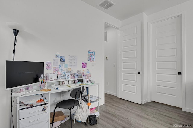 20999 E Quincy Dr, Aurora, CO 80015 - office space with light wood finished floors and baseboards
