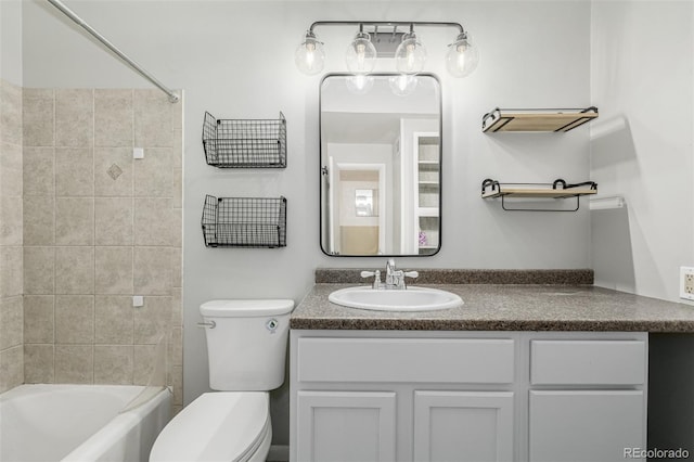 6005 W 39th Ave Unit 6005, Wheat Ridge, CO 80033 - full bath with toilet, vanity, and washtub / shower combination