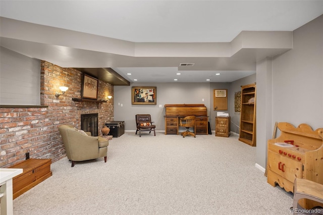 1579 W Costilla Pl, Littleton, CO 80120 - living room featuring carpet flooring, baseboards, and recessed lighting