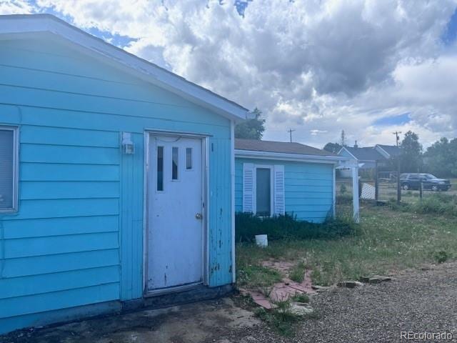 310 E Strong Ave, Trinidad, CO 81082 - property entrance