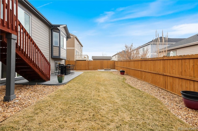 view of yard with a patio