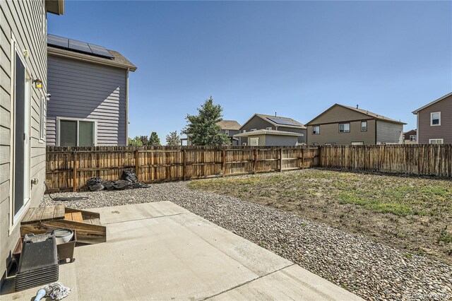 view of yard featuring a patio