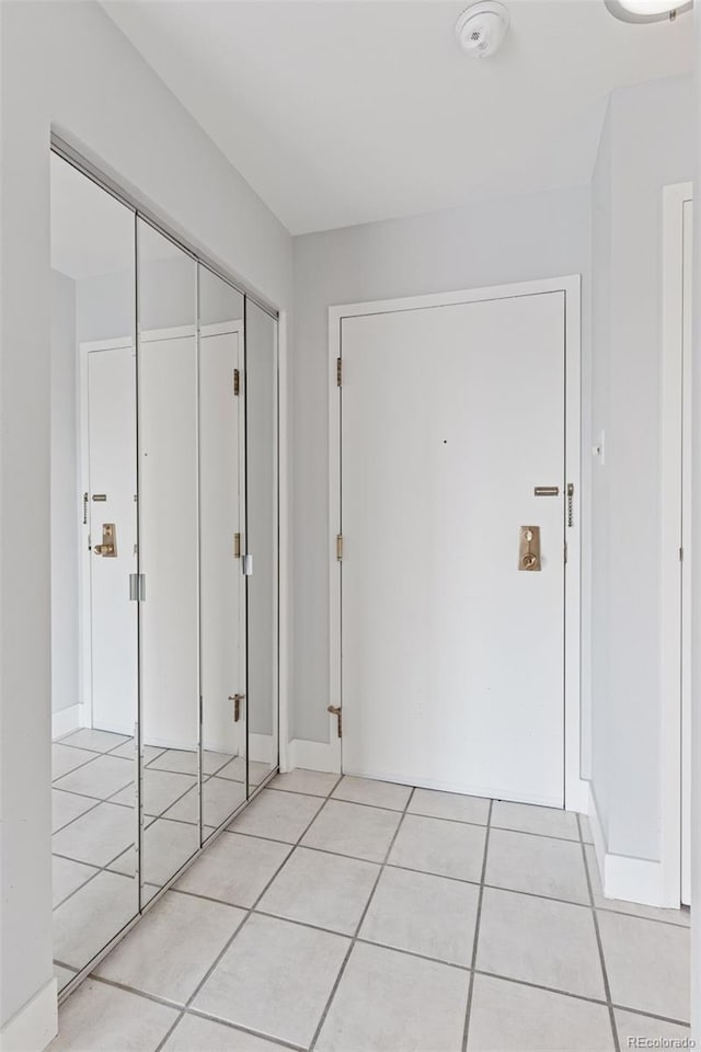 480 S Marion Pkwy Unit 802, Denver, CO 80209 - corridor featuring light tile patterned flooring