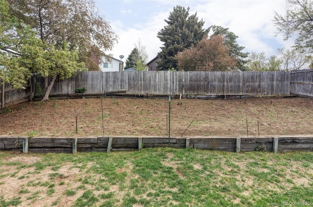 view of fenced backyard