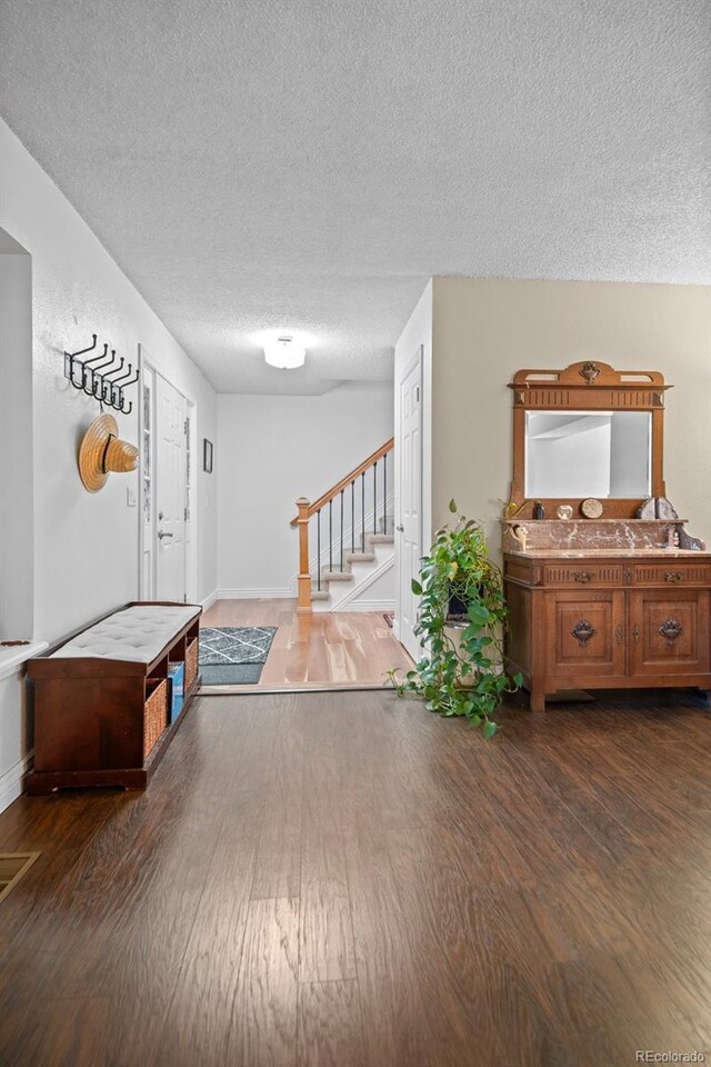 9963 W Canyon Ave, Littleton, CO 80127 - photo 14