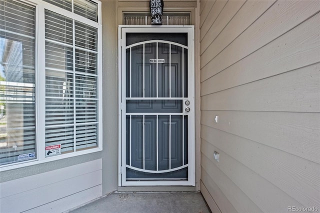 view of property entrance