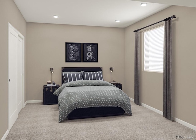 view of carpeted bedroom