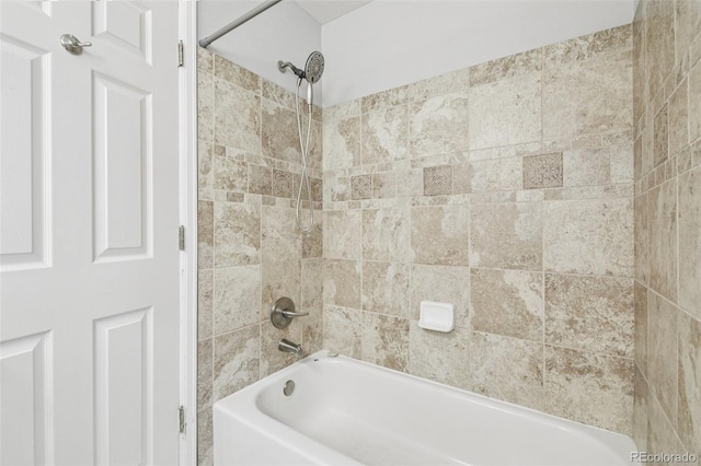 2125 E 103rd Ave, Thornton, CO 80229 - full bath with bathtub / shower combination