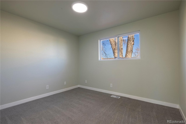 view of carpeted spare room