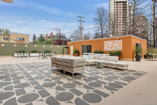 view of patio featuring an outdoor hangout area