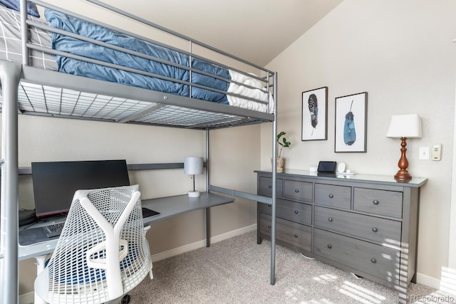 bedroom with carpet flooring