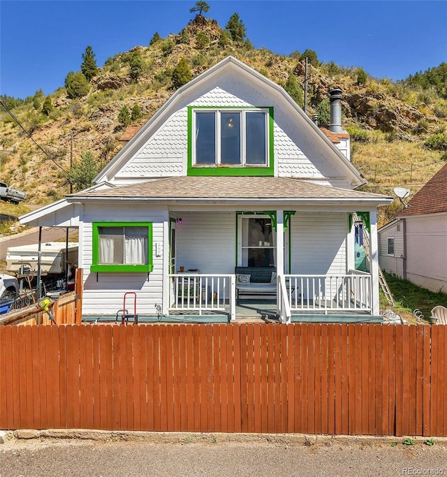 view of front of home with covered porch