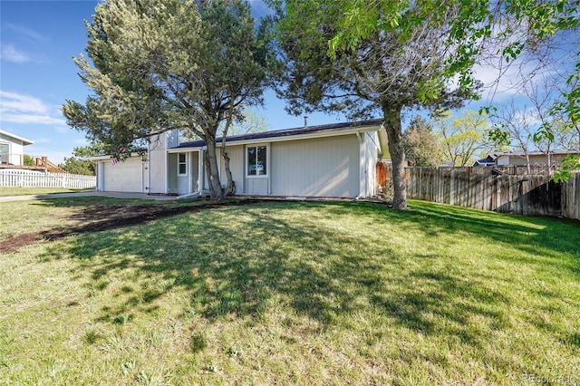 3561 W 131st Ave, Broomfield, CO 80020 - back of property featuring a garage