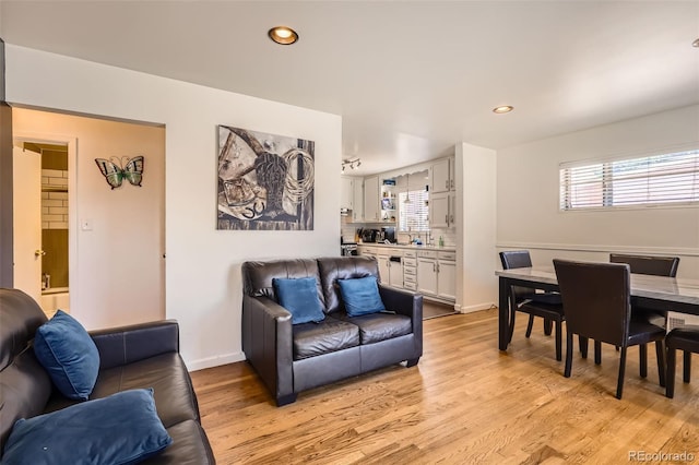 7146 Jennie Dr, Denver, CO 80221 - photo 3