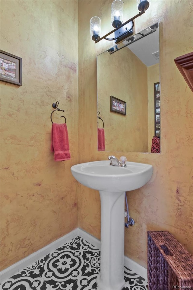 2216 Gilpin Ave, Colorado Springs, CO 80910 - photo 17