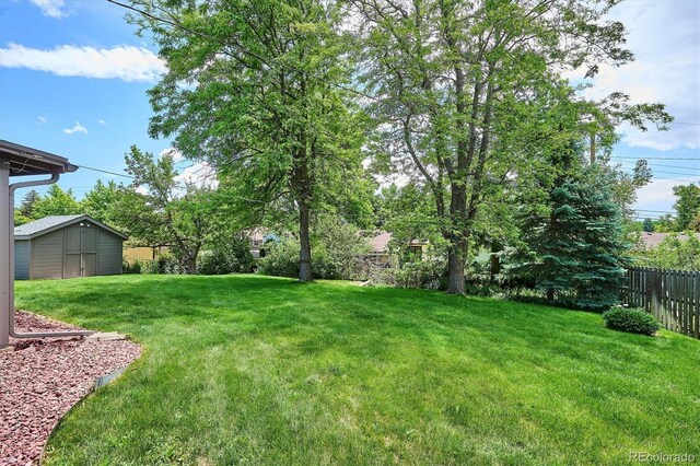 8490 E Davies Pl, Centennial, CO 80112 - view of yard with an outdoor structure