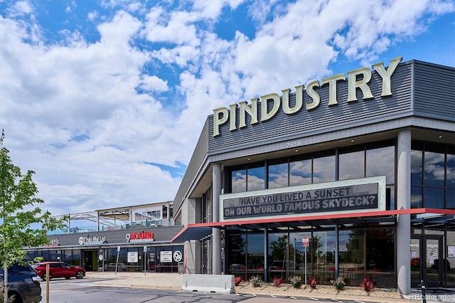 8490 E Davies Pl, Centennial, CO 80112 - view of commercial location featuring uncovered parking