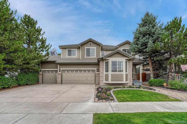 view of front of house featuring a garage