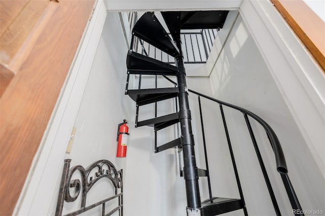 1521 Pontiac St, Denver, CO 80220 - view of staircase