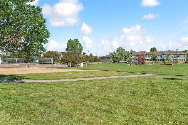 17388 Nature Walk Trl Unit 202, Parker, CO 80134 - surrounding community featuring volleyball court and a yard