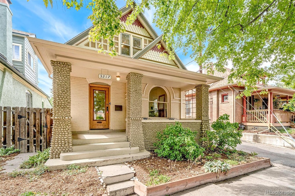 view of front of house with covered porch