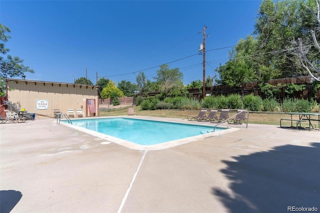 9650 Huron St Unit 12, Thornton, CO 80260 - community pool with a patio area
