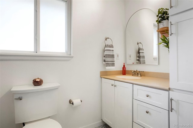 978 Mercury Cir, Lone Tree, CO 80124 - bathroom with toilet and vanity