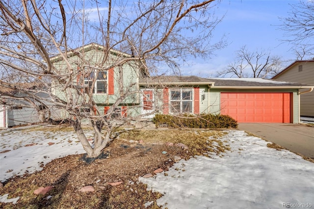 view of front of property featuring a garage