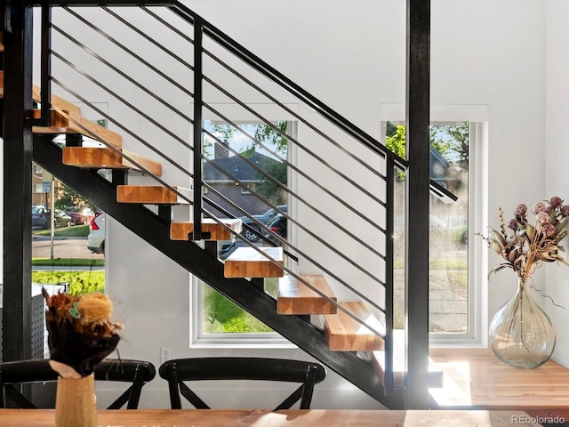 1612 Wolff St, Denver, CO 80204 - view of staircase