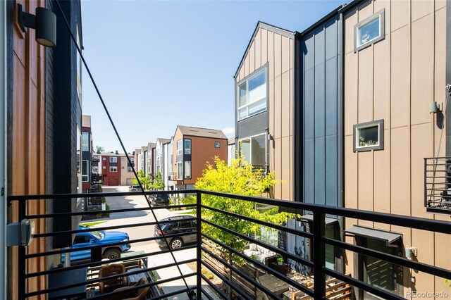 5630 W 11th Pl, Lakewood, CO 80214 - balcony featuring a residential view