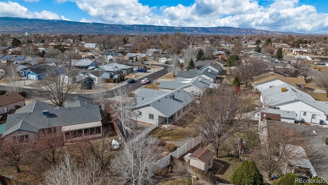 aerial view featuring a residential view and a mountain view