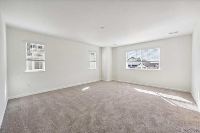 empty room featuring carpet