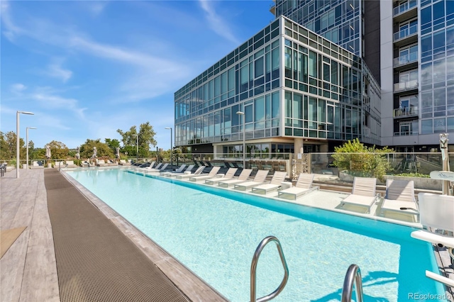 view of swimming pool featuring a patio