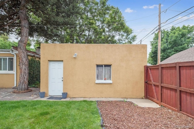 1295 S Downing St, Denver, CO 80210 - back of property with stucco siding