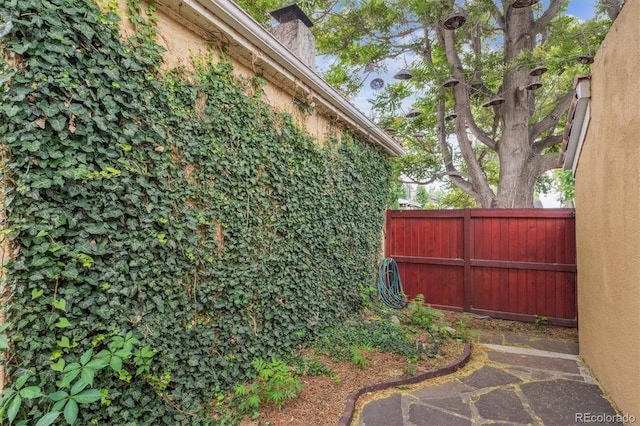 1295 S Downing St, Denver, CO 80210 - view of yard