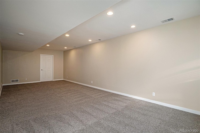 view of carpeted spare room