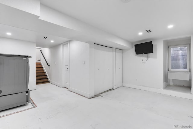 basement with washer / dryer