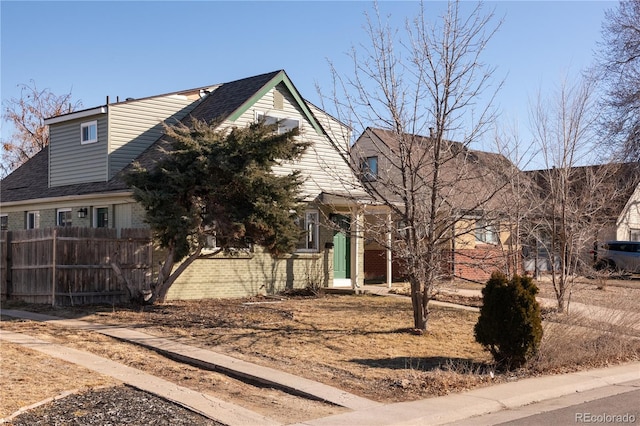 view of front of house