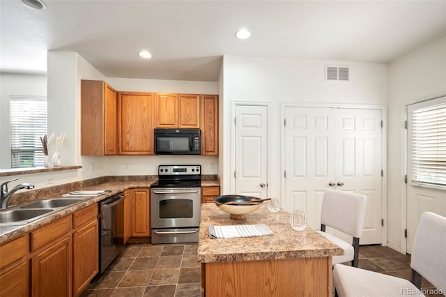 2257 Ellingwood Dr, Colorado Springs, CO 80910 - photo 14
