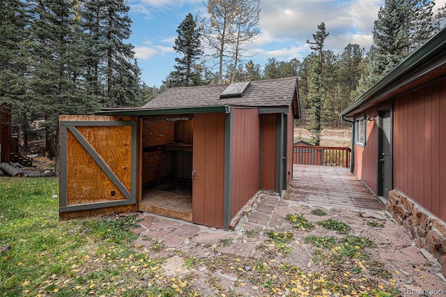 view of outbuilding