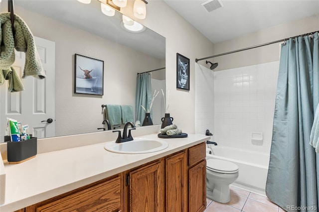6858 Otis Ct, Arvada, CO 80003 - full bath with vanity, shower / bath combo with shower curtain, and tile patterned flooring