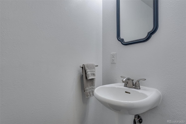 147 Wallace St, Northglenn, CO 80234 - bathroom featuring a sink