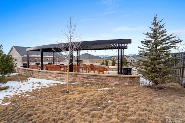 view of yard with a pergola