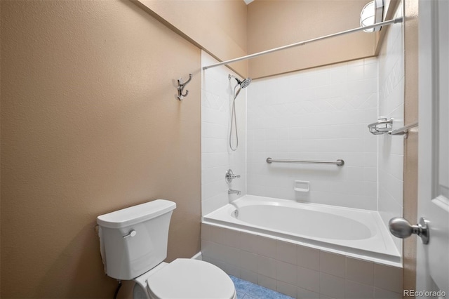 1635 N Franklin St, Denver, CO 80218 - bathroom with tiled shower / bath and toilet