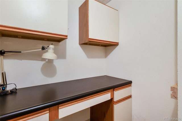 1343 Terri Ln, Woodland Park, CO 80863 - detailed view of built in desk
